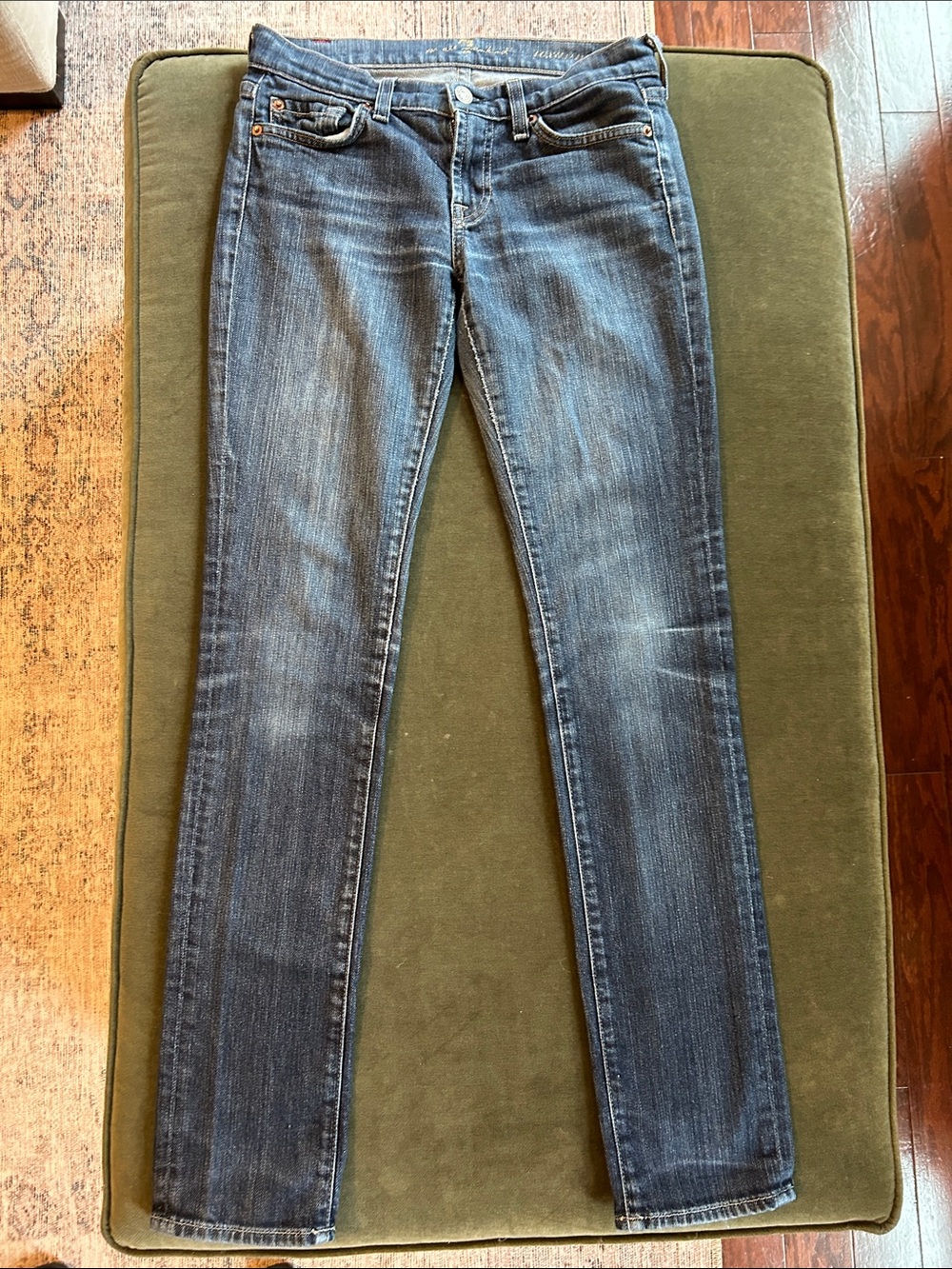 7 For All Mankind “Roxanne” Straight Leg Jeans Size 25